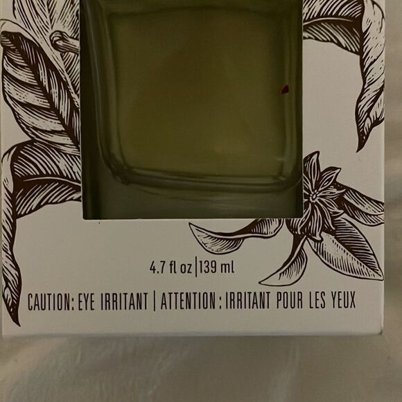 Williams Sonoma Frosted Gingerbread Diffuser NIB - Picture 4 of 5